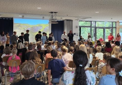Schulfamilientreffen zum Schuljahresende